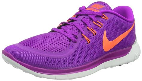 Nike women's free run shoes